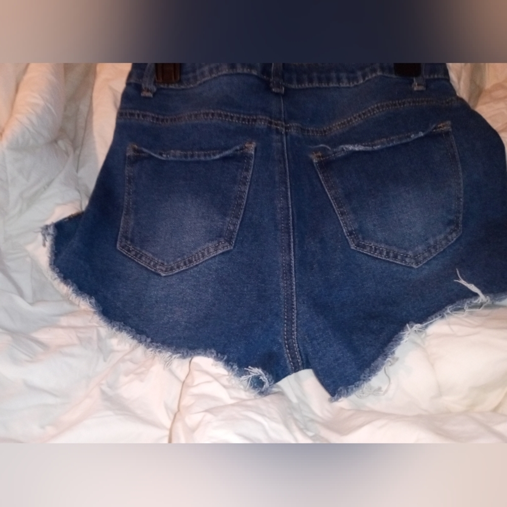 Elite denim shorts